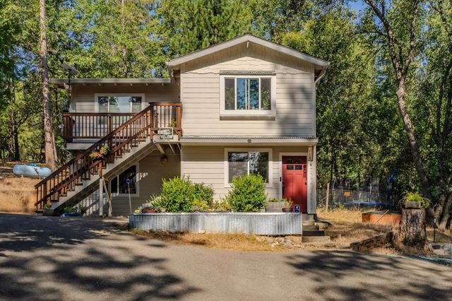 20911 French Gulch Rd, Pine Grove, CA 95665