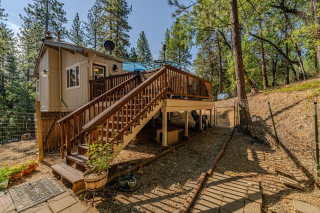 20911 French Gulch Rd, Pine Grove, CA 95665