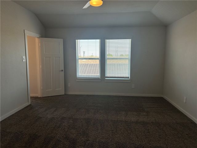 1218 Amistad Loop, College Station, TX 77845