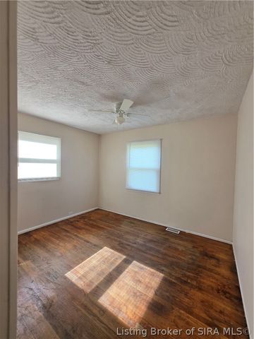 246 Ealy, New Albany, IN 47150