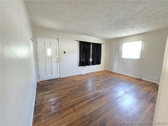246 Ealy, New Albany, IN 47150