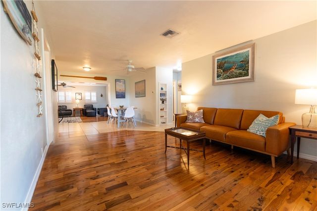 1270 11th ST N, Naples, FL 34102