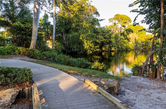 1270 11th ST N, Naples, FL 34102