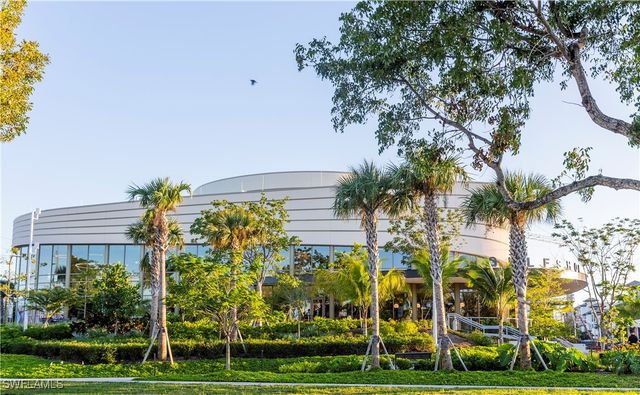 1270 11th ST N, Naples, FL 34102