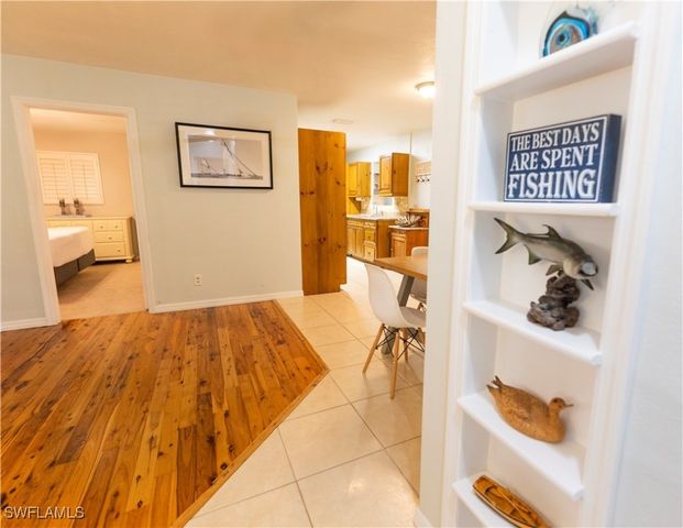 1270 11th ST N, Naples, FL 34102