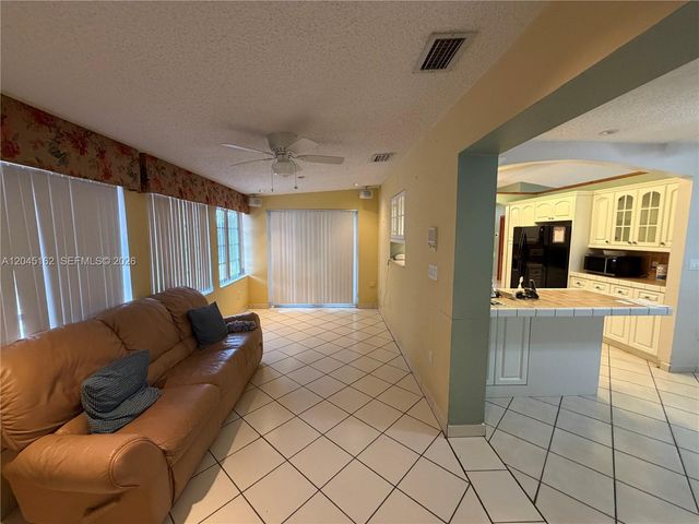 3262 SW 139th Pl, Miami, FL 33175