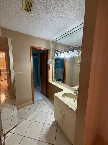 3262 SW 139th Pl, Miami, FL 33175