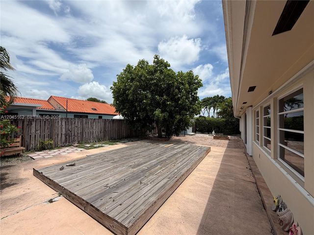 3262 SW 139th Pl, Miami, FL 33175