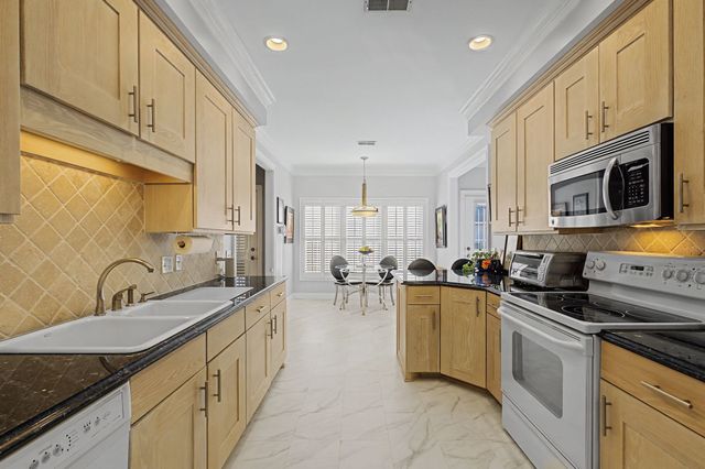 2814B White Oak Dr, Nashville, TN 37215