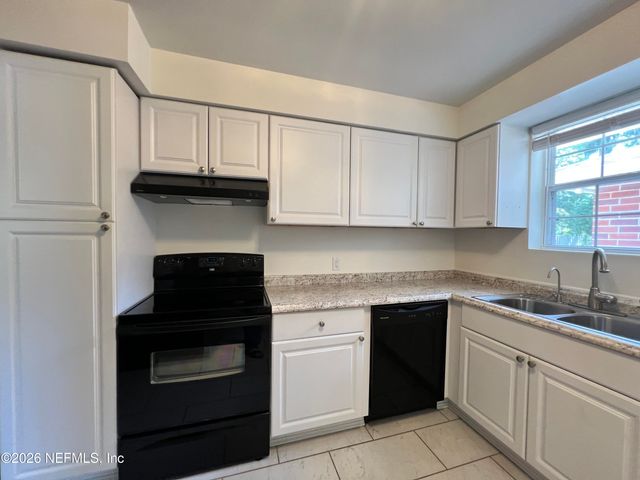 1377 TIBER Avenue, Jacksonville, FL 32207