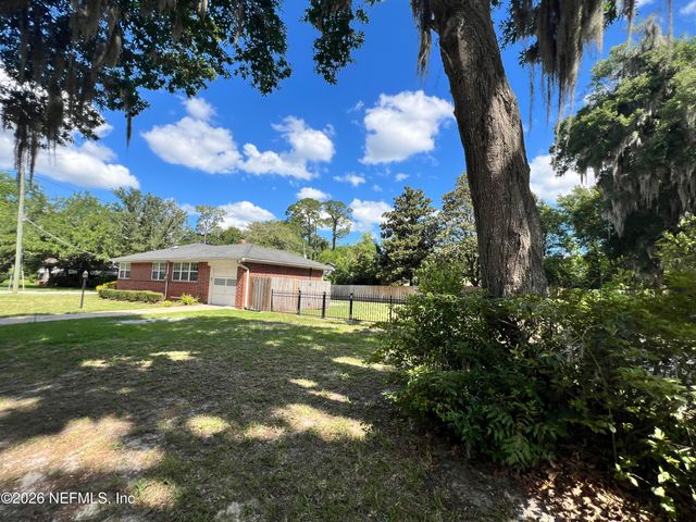 1377 TIBER Avenue, Jacksonville, FL 32207