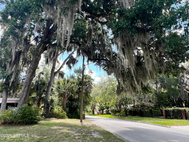 1377 TIBER Avenue, Jacksonville, FL 32207