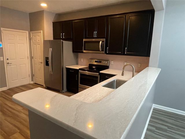 10212 WESTPARK PRESERVE BOULEVARD, Tampa, FL 33625