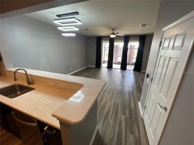 10212 WESTPARK PRESERVE BOULEVARD, Tampa, FL 33625