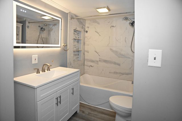 522 S Calumet Road, Chesterton, IN 46304