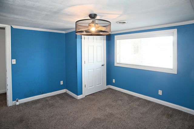 522 S Calumet Road, Chesterton, IN 46304