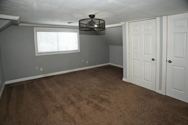 522 S Calumet Road, Chesterton, IN 46304