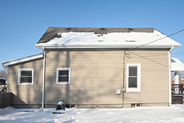 522 S Calumet Road, Chesterton, IN 46304