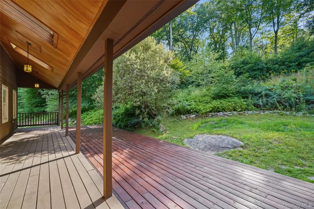 39 Miller Hill Woods Court, Carmel, NY 10512
