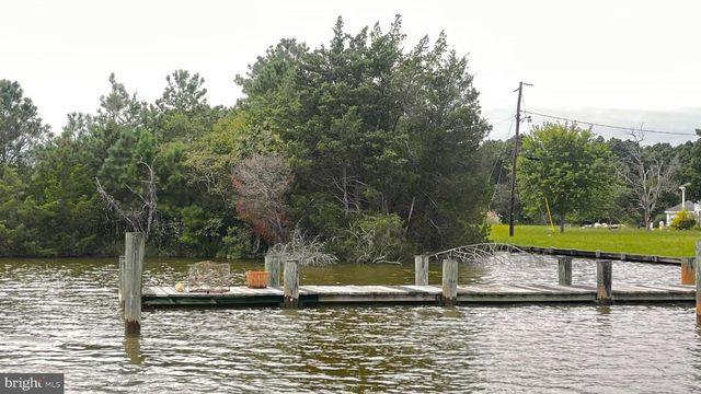 1609 HELIPORT RD, Woolford, MD 21677