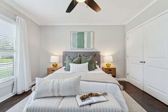3024 5th Avenue, Fort Worth, TX 76110
