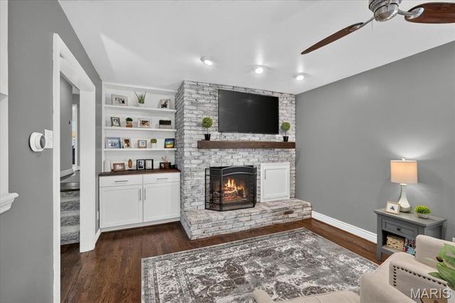 20 Shawnee Drive, St Charles, MO 63301