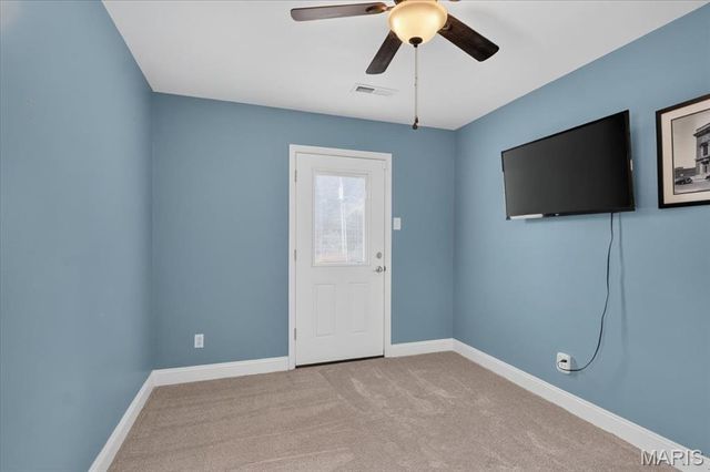 20 Shawnee Drive, St Charles, MO 63301