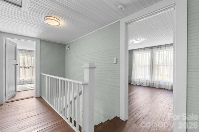 291 Mccrary Place SW, Lenoir, NC 28645