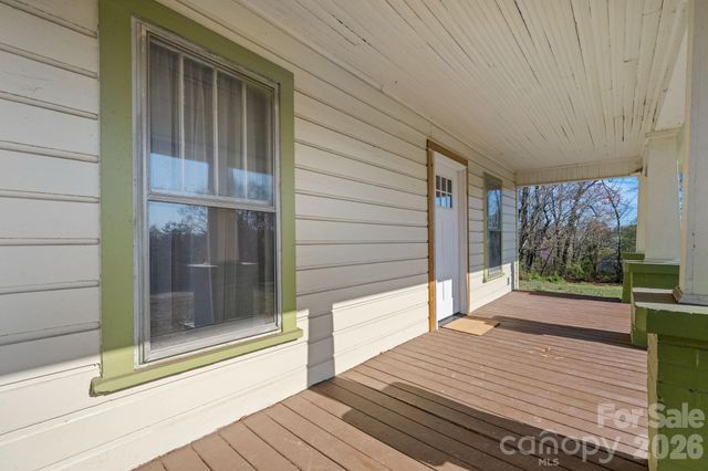 291 Mccrary Place SW, Lenoir, NC 28645