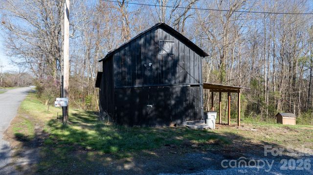 291 Mccrary Place SW, Lenoir, NC 28645
