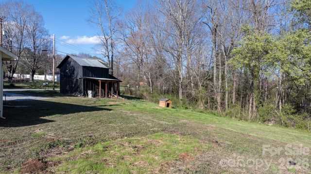291 Mccrary Place SW, Lenoir, NC 28645