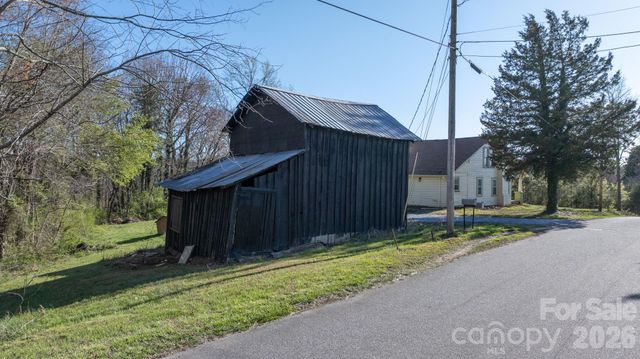 291 Mccrary Place SW, Lenoir, NC 28645