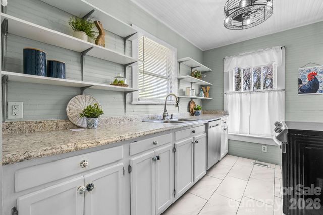 291 Mccrary Place SW, Lenoir, NC 28645