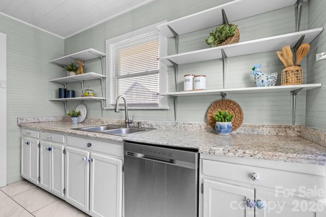 291 Mccrary Place SW, Lenoir, NC 28645