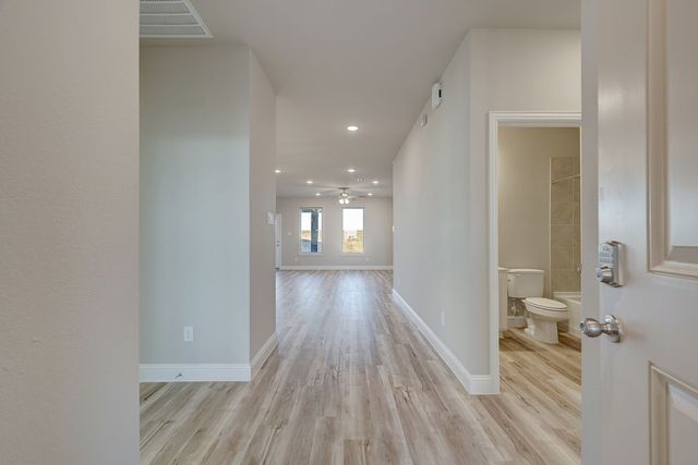 125 Toftrees Drive, Cleburne, TX 76031