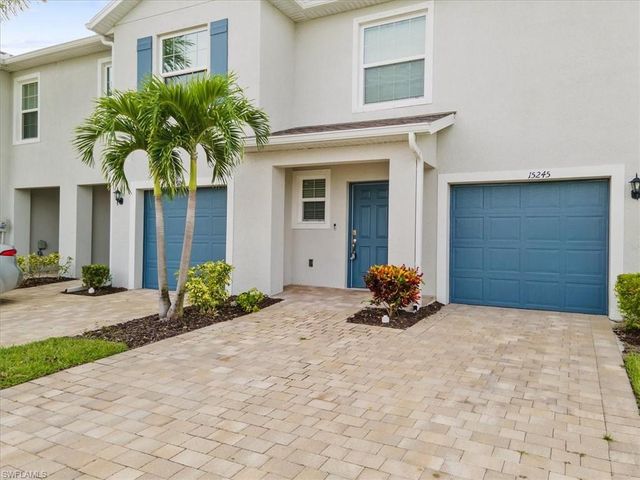 15245 Wildflower CIR, Naples, FL 34119