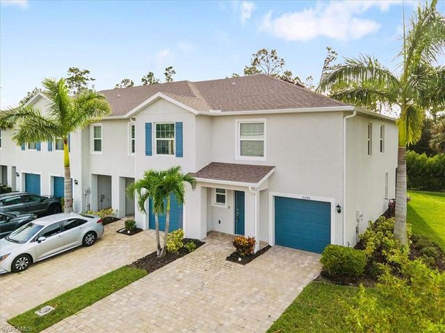 15245 Wildflower CIR, Naples, FL 34119