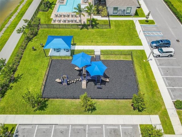 15245 Wildflower CIR, Naples, FL 34119