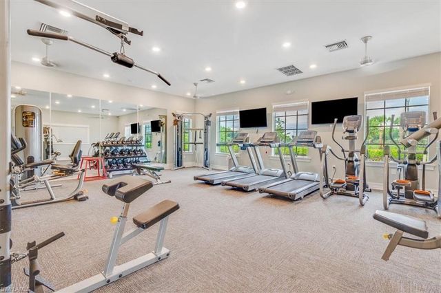15245 Wildflower CIR, Naples, FL 34119