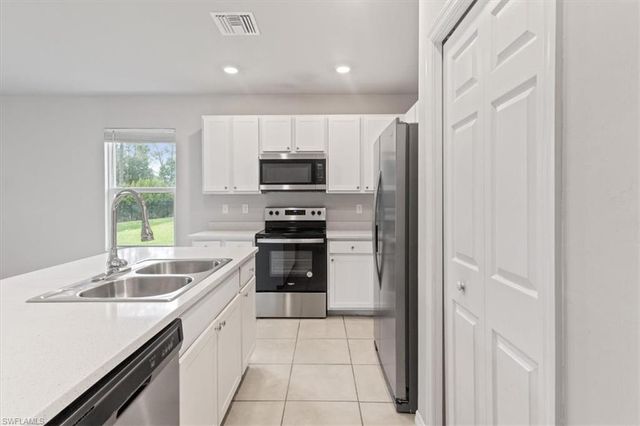 15245 Wildflower CIR, Naples, FL 34119