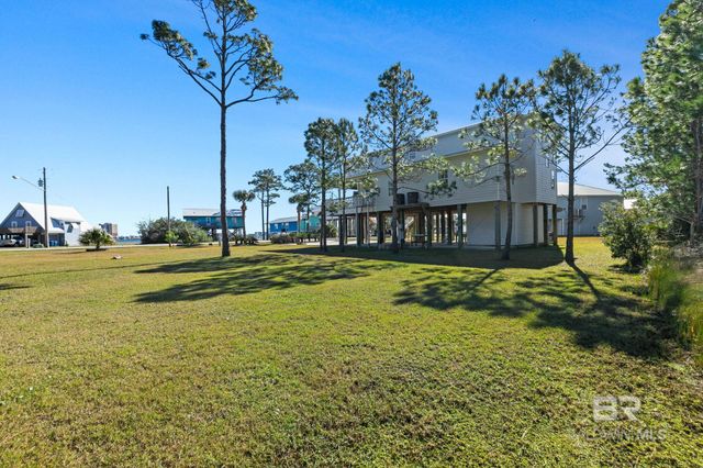 16345 Brigadoon Trail, Gulf Shores, AL 36542