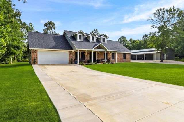 145 Johnson Drive, Livingston, TX 77351