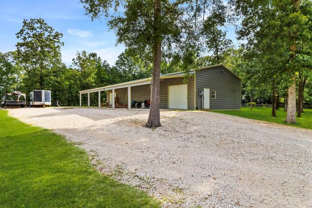 145 Johnson Drive, Livingston, TX 77351