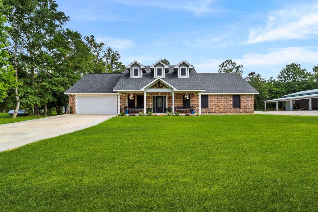 145 Johnson Drive, Livingston, TX 77351