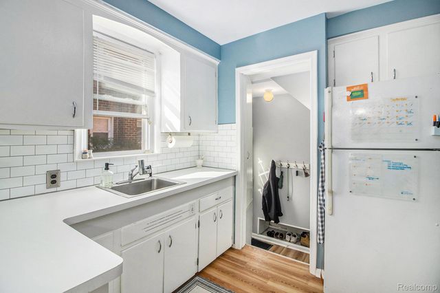 19347 Woodworth, Redford Charter Township, MI 48240