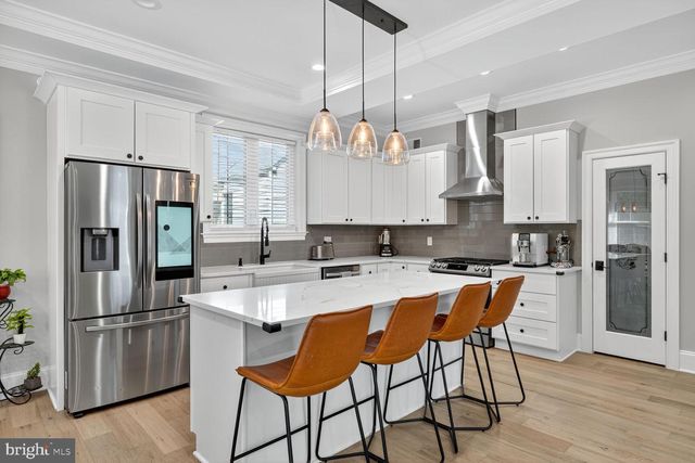 2808 W GEORGE MASON RD, Falls Church, VA 22042