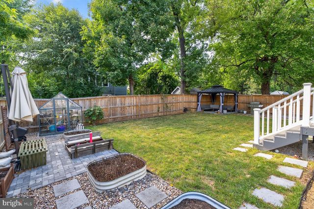 2808 W GEORGE MASON RD, Falls Church, VA 22042