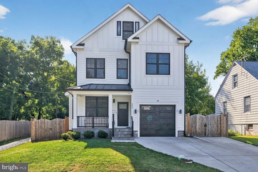 2808 W GEORGE MASON RD, Falls Church, VA 22042