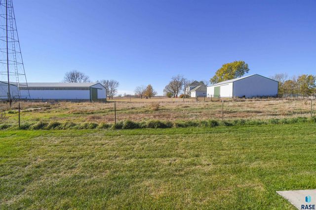 1405 N Alinia Ave Avenue, Tea, SD 57064