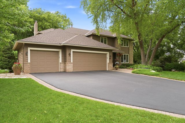 1308 Summit Oaks Drive, Burnsville, MN 55337